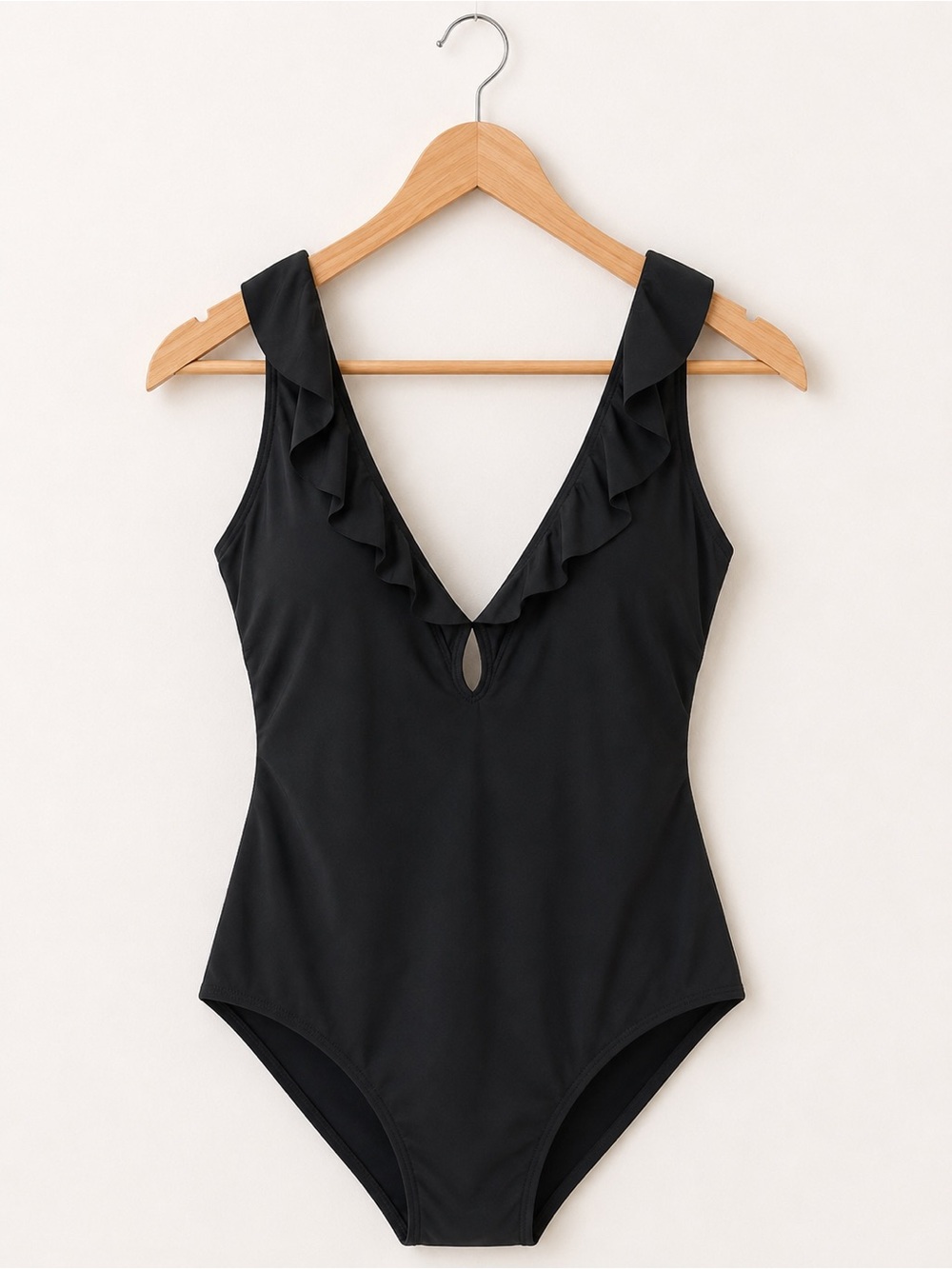 Shade & Shore Black Ruffle V-Neck One-Piece Swimsuit XL